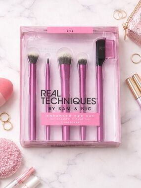Real Techniques Makeup Brush Set
